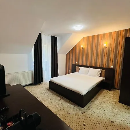 Pensiunea Zimbrul * Poiana Brasov